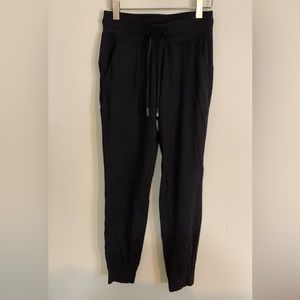 Lululemon joggers